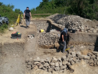 chantier de fouilles au site de Petra Castellana - crédits MNP